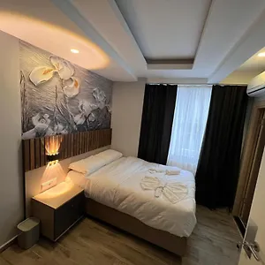 Nook Boutique , Istanbul Turkey